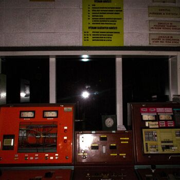 Ovládací panely těžního stroje