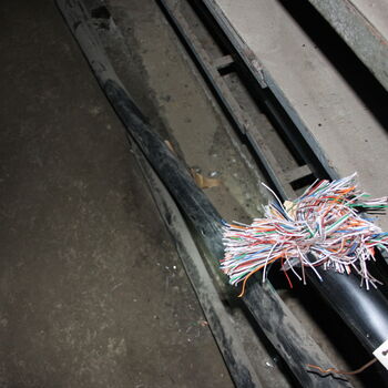 The terrifying underground! A semi-functional factory