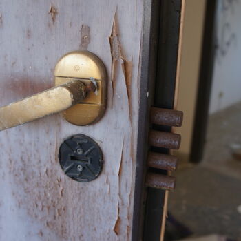 staré zařízení Upevňovací prvek