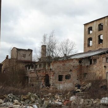 castle monastery fortress fortification building architecture religious residence palace ancient old tower house