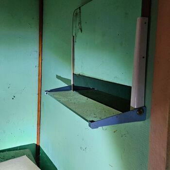 Eine Hütte in der Mitte von Nirgendwo