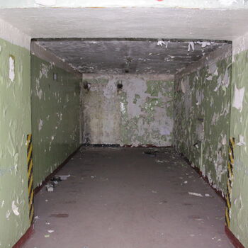 Kam zmizeli Rusové? Opuštěný sklad Javor 50