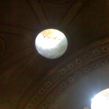 Opuštěný zámek s kaplí na Moravě Opuštěný zámek s kaplí na Moravě