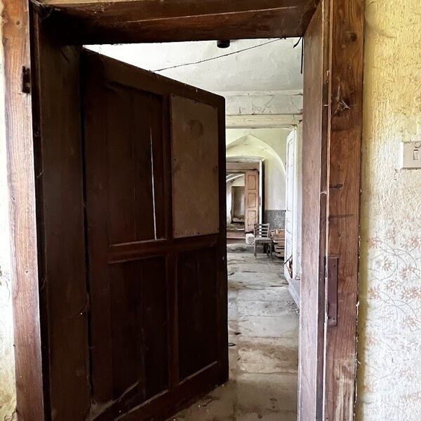 Fortress converted into a castle