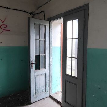 Railway carriages and station building_2024