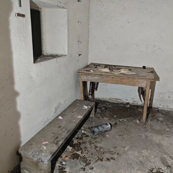 Why is it no longer in use? Abandoned (CO) bunker...