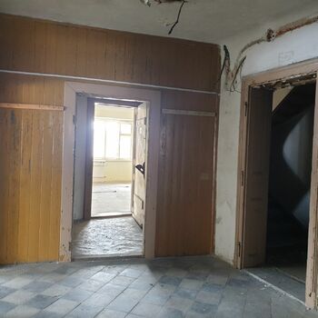 door sliding door interior room home house movable barrier architecture