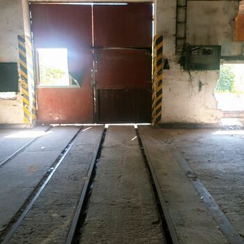 chodník dveře budova Architektura