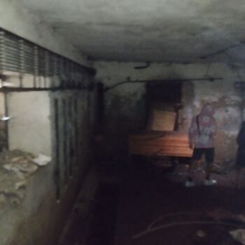 Opuštěná škola / internát