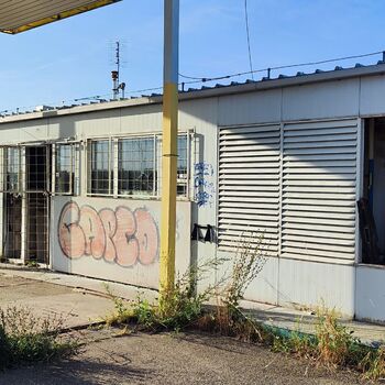 Verlassene Tankstelle