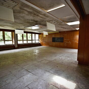 garáž sklad budova Architektura