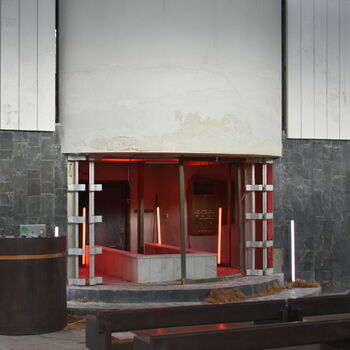 Opuštěná obřadní síň Opuštěná obřadní síň