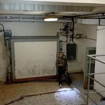 Opuštěný CO kryt pro 600 lidí s podzemními tunely