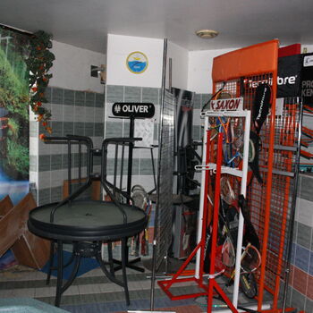 Kdo tady dřív sportoval? Opuštěné sportovní centrum