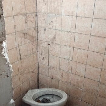 Toaleta místnost koupelna interiér