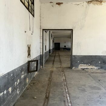 Opuštěný bývalý vojenský prostor 2022