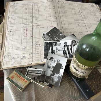 Verlassenes Dorfhaus