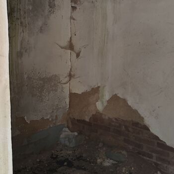 Railway carriages and station building_2024