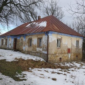 Urbex - House by the road