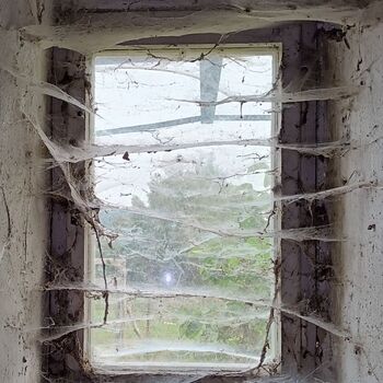 former school in Klíno