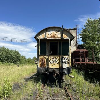 ᴠʟᴀᴋʏ + ᴅᴇᴘᴏ