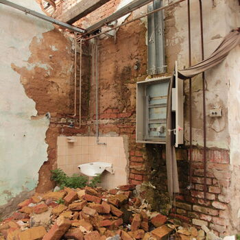 Kdysi světoznámá továrna na ruční utahovací nářadí 2023 Kdysi světoznámá továrna na ruční utahovací nářadí 2023