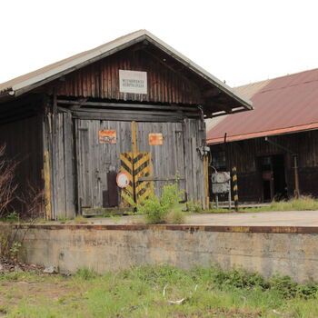 Cargo-Friedhof, nicht nur ein Bardot Cargo-Friedhof, nicht nur ein Bardot
