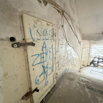 Vláďa má malé péro