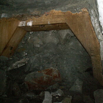 Richard Underground Factory