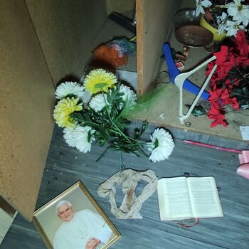 Verlassenes Waisenhaus 🧸⛪🖤