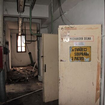 Machine mill Machine mill