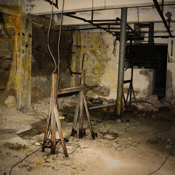 Kam zmizeli poslední pracovníci? Opuštěná přádelna