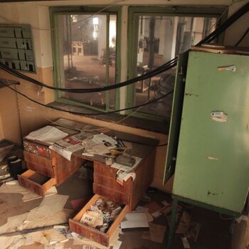 Remote chemical production building Remote chemical production building