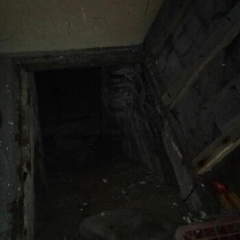 suterénu Buňka zeď staré