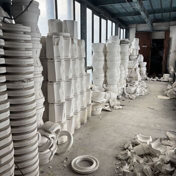 Opuštěná porcelánka 🇨🇿