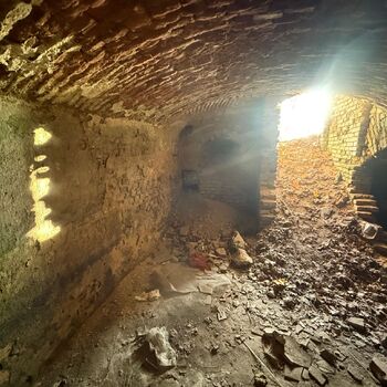 Palác u tlustého pána & přilehlý kolchoz