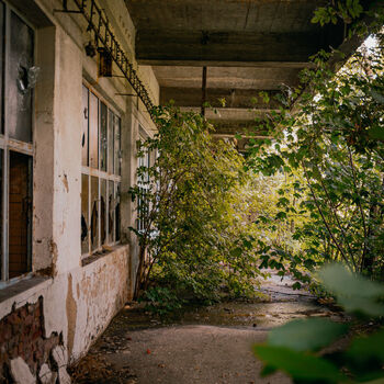 Brewery with underground factory