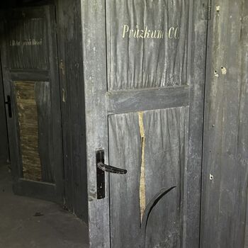 Unterirdische Abdeckung (-50m)