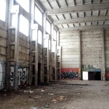 sklad budova Architektura