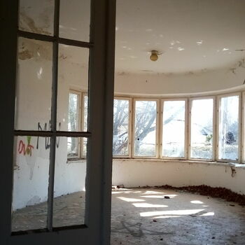 posuvné dveře dveře pohyblivé bariéry bariéra interiér místnost dům domácí okno