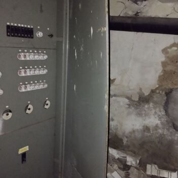 Opuštěná škola / internát