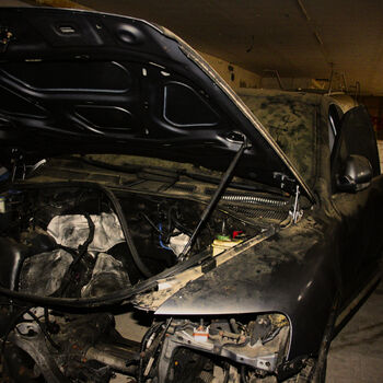 Haly plné tajemství... Opuštěná fabrika