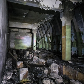 Unterirdisches Übertragungszentrum 2024