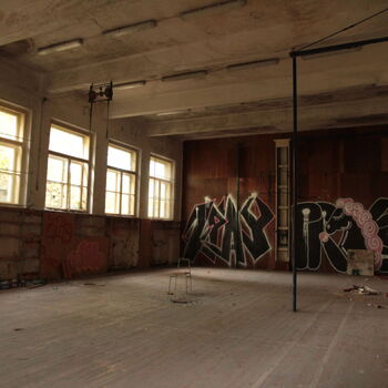 Verlassene Schule der tschechischen Minderheit im Grenzgebiet 2023