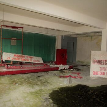 Pod okny Pragovka - poprvé