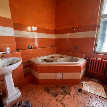 Station house / hostel? 2024