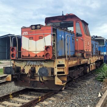 Toulání po pražcích