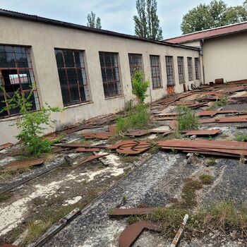 Probably a ceramicist .......