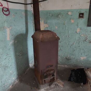 Railway carriages and station building_2024