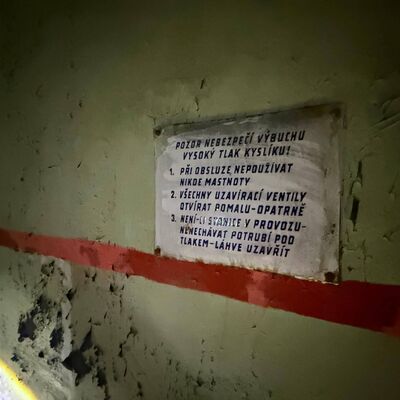 Objavili t t t tajne dvere...